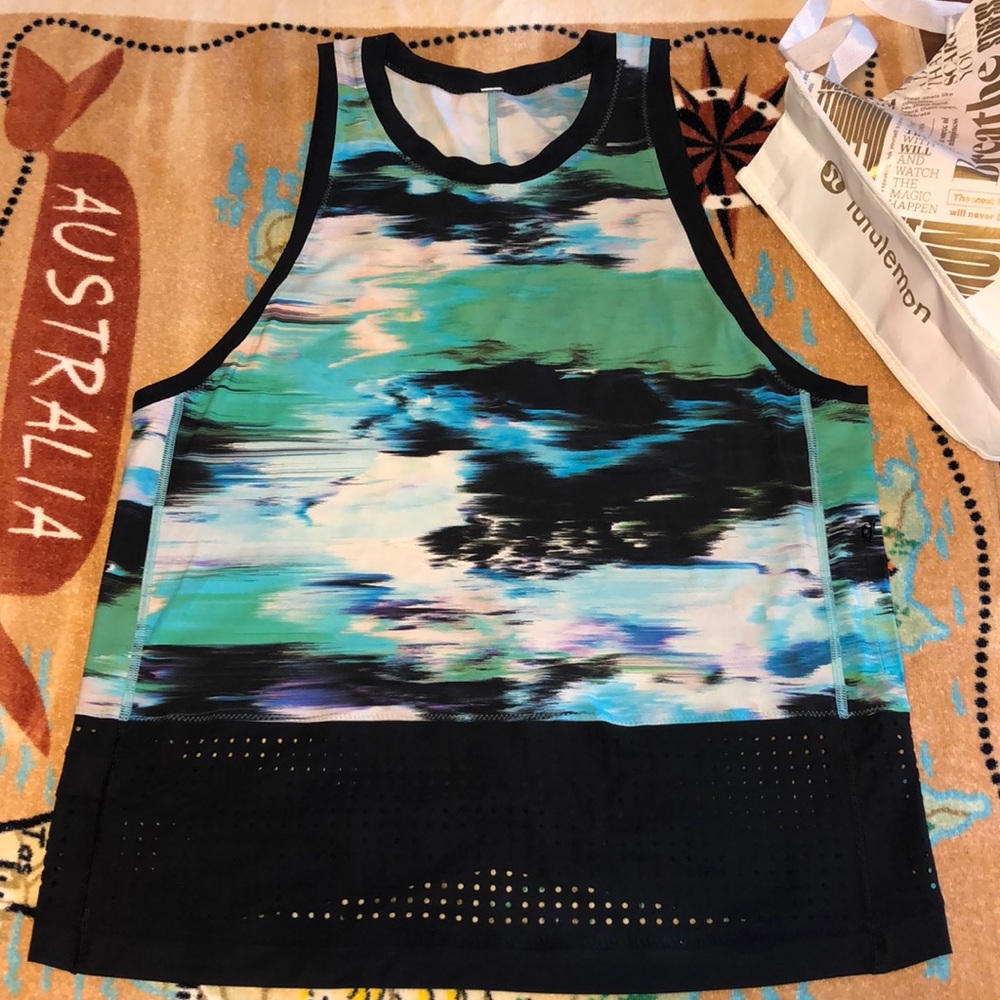 LULULEMON Vent It Tank in Pigment Wind Dragonfly